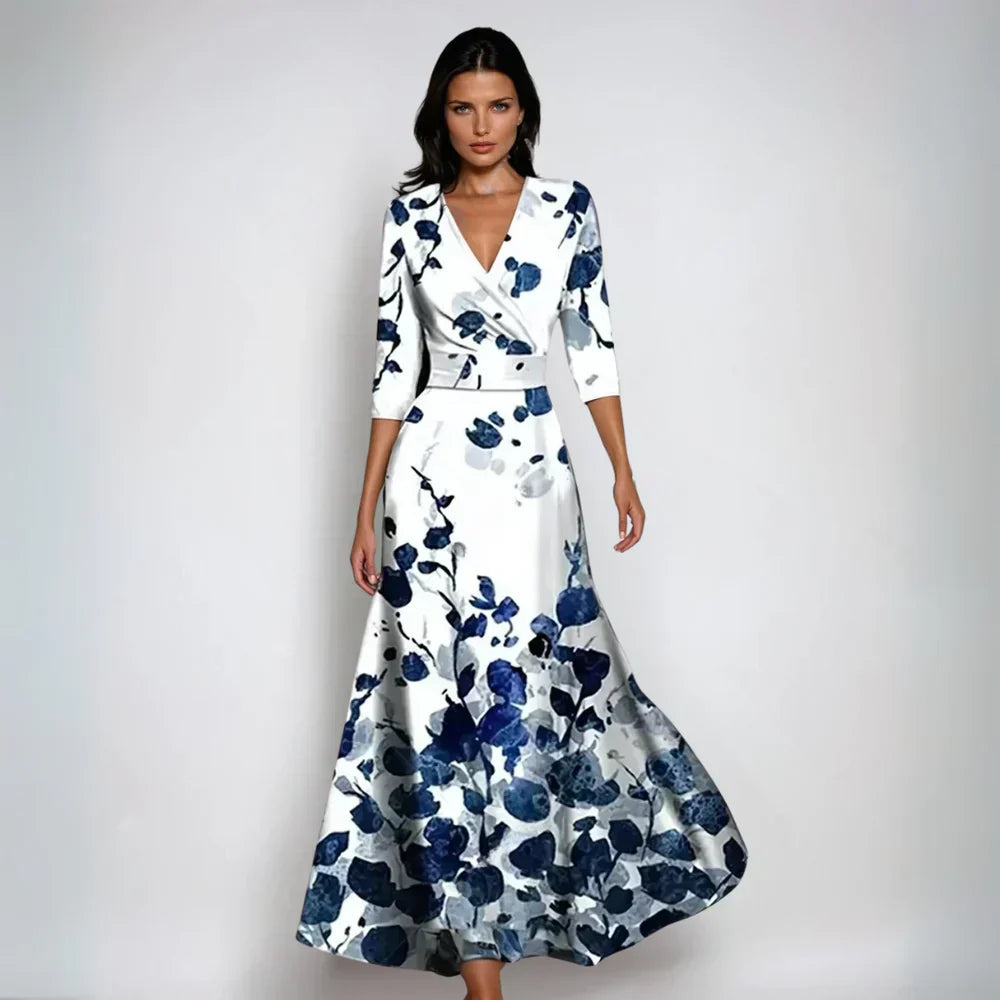 Lindsey – Elegant wrap dress with floral print